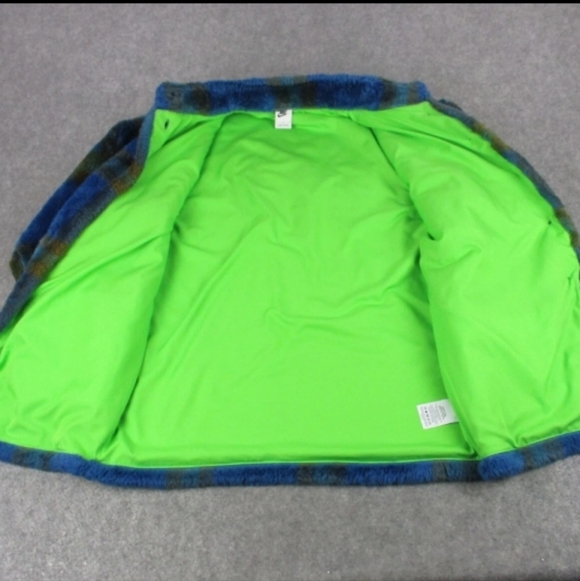 Blue & Green Oversized Faux Fur Plaid Button Front Pea Coat - Picture 10 of 16